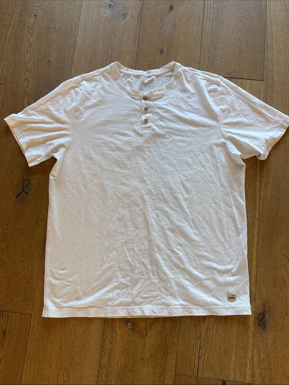 Vuori White Short Sleeve Henley Tee with Three-Button Placket